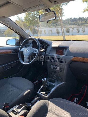 Opel Astra 2005, 195,000 km - 1.3 l - Bakı