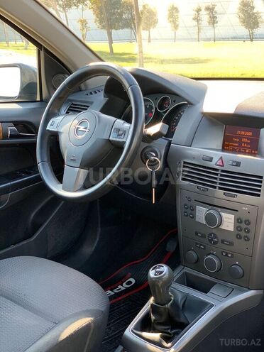 Opel Astra 2005, 195,000 km - 1.3 l - Bakı