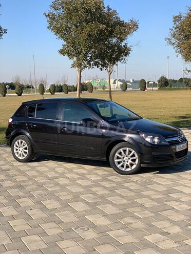 Opel Astra 2005, 195,000 km - 1.3 l - Bakı