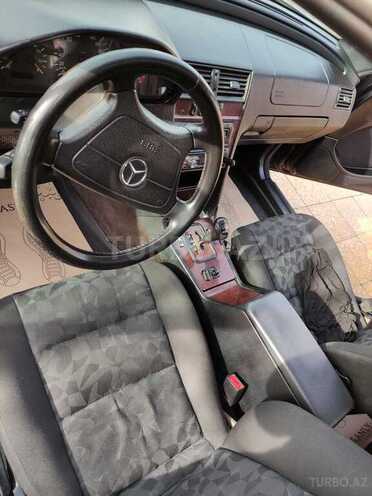 Mercedes C 200 1999, 298,000 km - 2.0 l - Quba