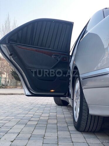 Mercedes E 220 2000, 510,000 km - 2.2 l - Sabirabad