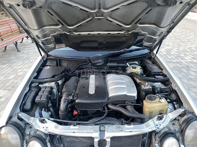 Mercedes E 220 2000, 510,000 km - 2.2 l - Sabirabad