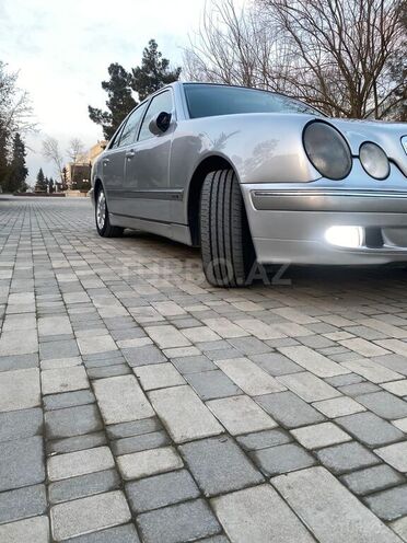 Mercedes E 220 2000, 510,000 km - 2.2 l - Sabirabad