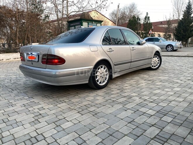 Mercedes E 220 2000, 510,000 km - 2.2 l - Sabirabad