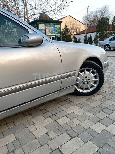 Mercedes E 220 2000, 510,000 km - 2.2 l - Sabirabad