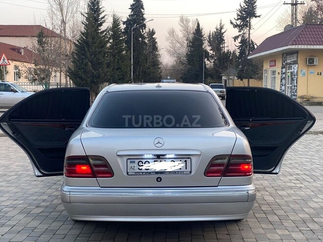 Mercedes E 220 2000, 510,000 km - 2.2 l - Sabirabad