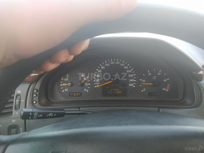 Mercedes E 320 2000, 354,000 km - 3.2 l - Bakı