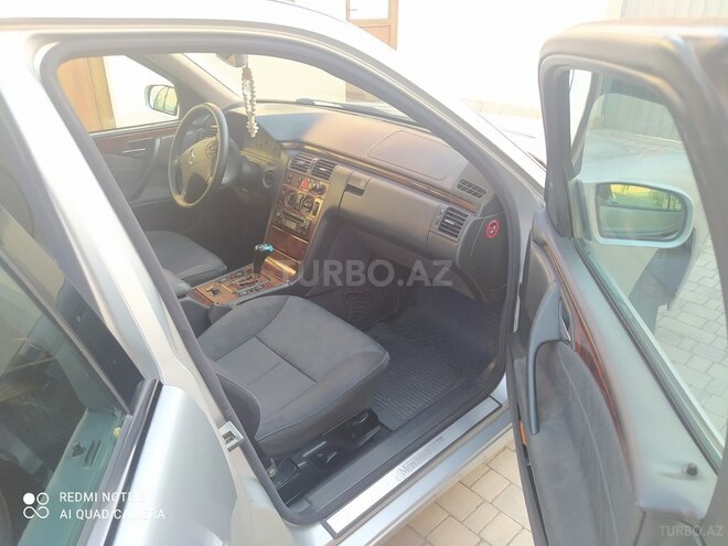 Mercedes E 320 2000, 354,000 km - 3.2 l - Bakı