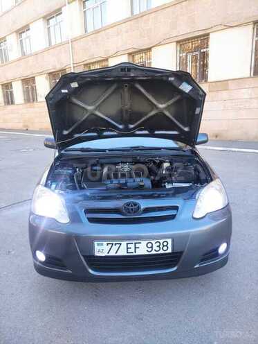 Toyota Corolla 2006, 258,000 km - 1.4 l - Bakı