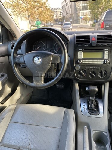 Volkswagen Jetta 2005, 366,000 km - 2.5 l - Bakı