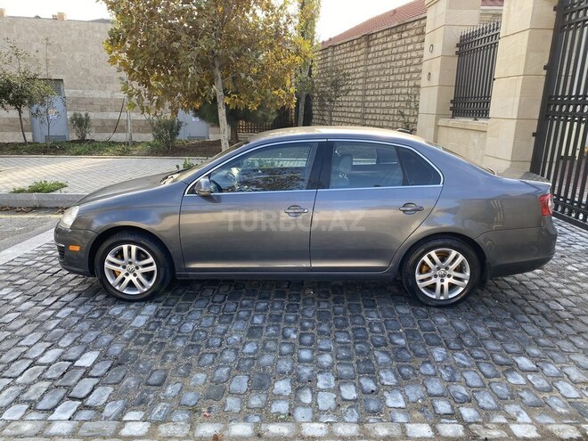Volkswagen Jetta 2005, 366,000 km - 2.5 l - Bakı