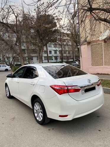 Toyota Corolla 2013, 172,500 km - 1.6 l - Xırdalan