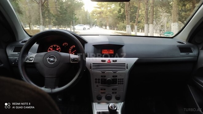 Opel Astra 2009, 168,765 km - 1.4 l - Sumqayıt