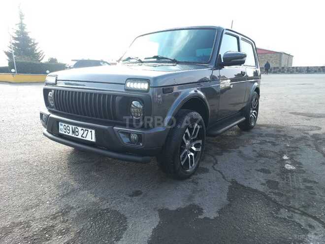 LADA (VAZ) Niva 2015, 102,000 km - 1.7 l - Zaqatala