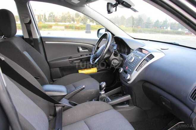 Kia Ceed 2011, 212,000 km - 1.6 l - Ağdaş