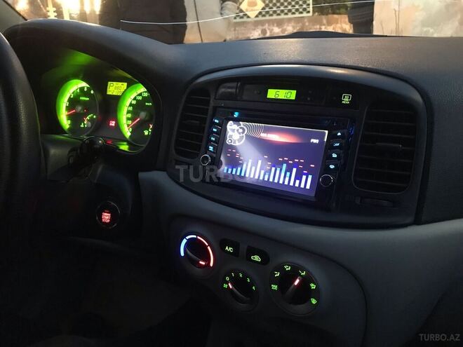 Hyundai Accent 2008, 213,000 km - 1.4 л - Bakı