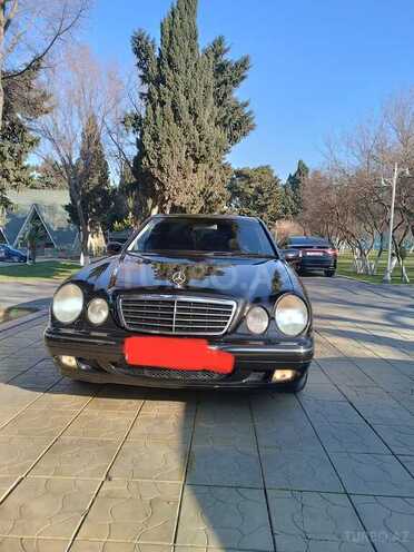Mercedes E 220 2001, 360,000 km - 2.2 l - Bakı