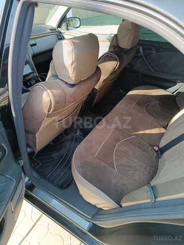 Mercedes E 220 2001, 360,000 km - 2.2 l - Bakı