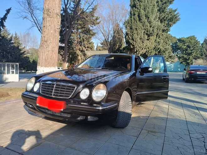 Mercedes E 220 2001, 360,000 km - 2.2 l - Bakı