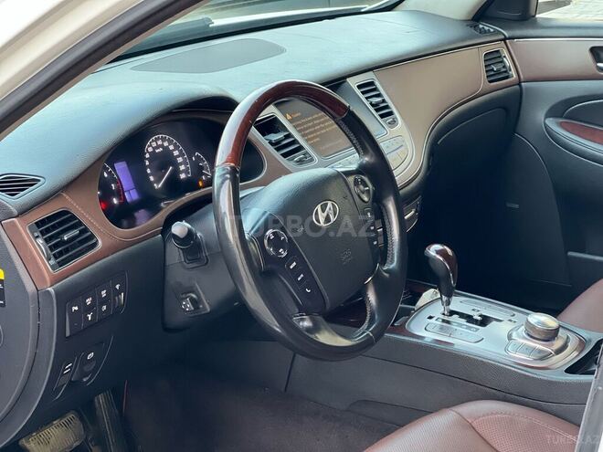 Hyundai Genesis 2010, 250,000 km - 3.8 l - Gəncə