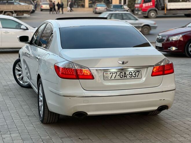 Hyundai Genesis 2010, 250,000 km - 3.8 l - Gəncə