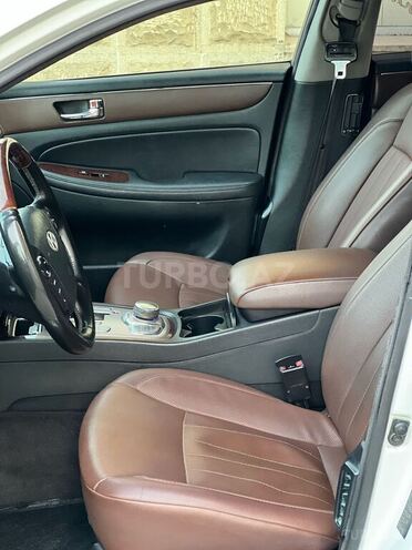 Hyundai Genesis 2010, 250,000 km - 3.8 l - Gəncə