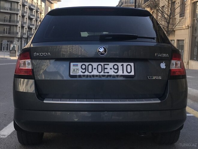 Skoda Fabia 2015, 154,200 km - 1.2 l - Bakı