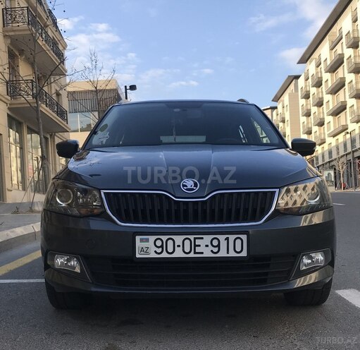 Skoda Fabia 2015, 154,200 km - 1.2 l - Bakı
