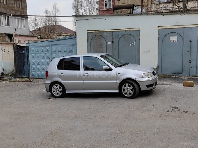 Volkswagen Polo 2000, 240,000 km - 1.4 l - Bakı