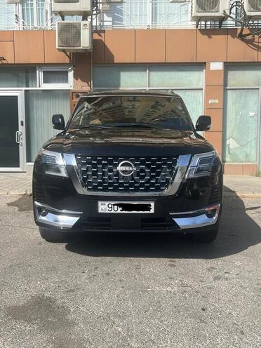 Nissan Patrol 2013, 102,000 km - 5.6 л - Bakı