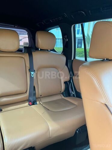 Nissan Patrol 2013, 102,000 km - 5.6 л - Bakı