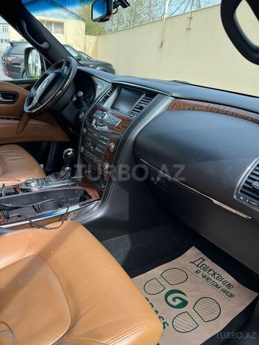 Nissan Patrol 2013, 102,000 km - 5.6 л - Bakı