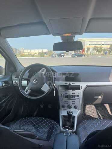 Opel Astra 2009, 307,000 km - 1.4 l - Bakı