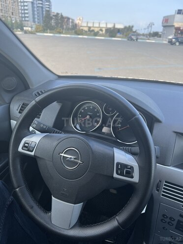 Opel Astra 2009, 307,000 km - 1.4 l - Bakı