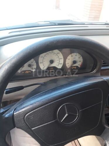 Mercedes C 200 1997, 249,000 km - 2.0 l - Gəncə