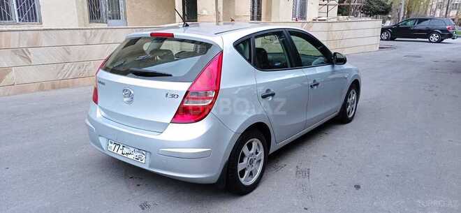 Hyundai i30 2009, 188,000 km - 1.4 л - Bakı