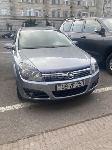 Opel Astra 2006, 233,000 km - 1.3 l - Bakı