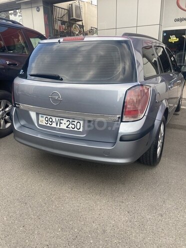 Opel Astra 2006, 233,000 km - 1.3 l - Bakı