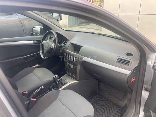 Opel Astra 2006, 233,000 km - 1.3 l - Bakı