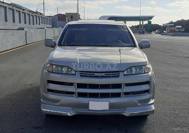 Isuzu Axiom 2002, 160,000 km - 3.5 l - Xırdalan