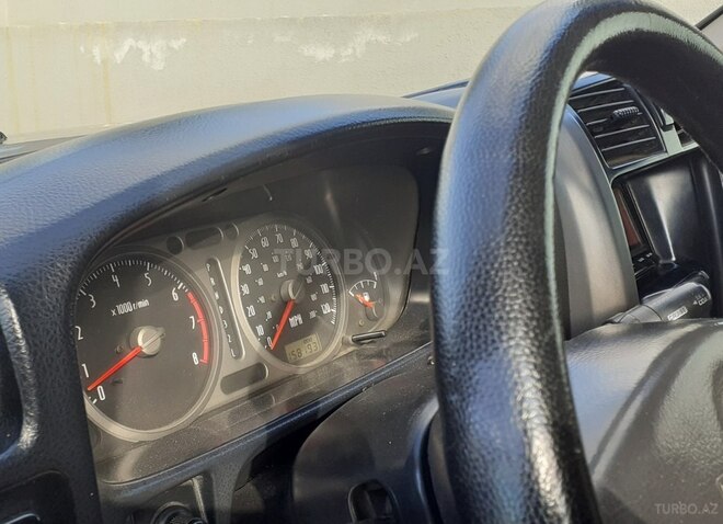 Isuzu Axiom 2002, 160,000 km - 3.5 l - Xırdalan