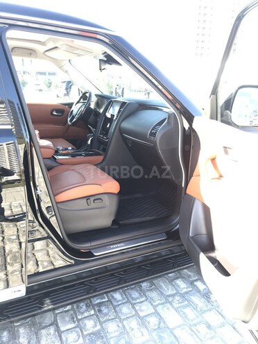 Nissan Patrol 2021, 22,800 km - 4.0 л - Bakı