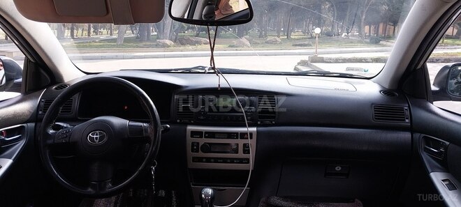 Toyota Corolla 2005, 220,000 km - 1.4 l - Bakı