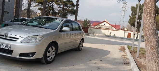 Toyota Corolla 2005, 220,000 km - 1.4 l - Bakı