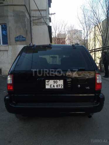 Isuzu  2002, 320,000 km - 3.2 л - Bakı