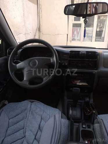 Isuzu  2002, 320,000 km - 3.2 л - Bakı