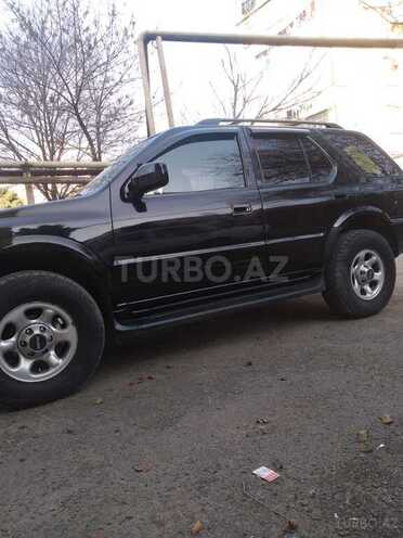 Isuzu  2002, 320,000 km - 3.2 л - Bakı