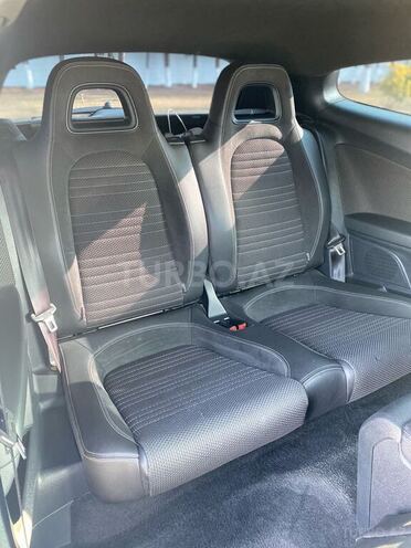 Volkswagen  2011, 142,000 km - 1.4 л - Bakı