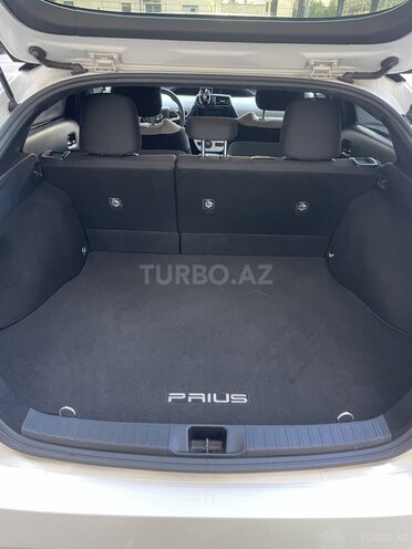 Toyota Prius 2016, 158,000 km - 1.8 l - Bakı