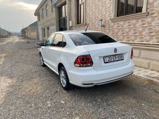 Volkswagen Polo 2019, 117,000 km - 1.6 л - Gəncə